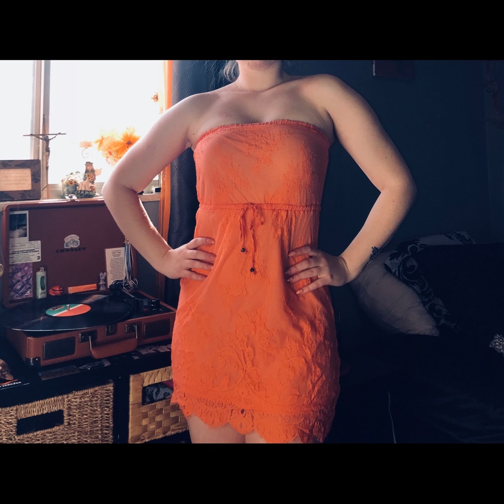 Strapless dress